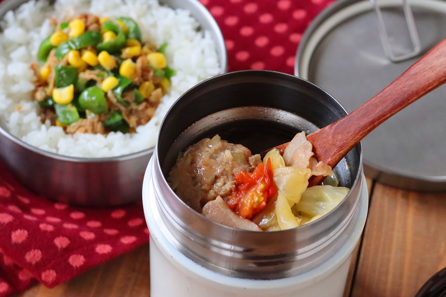 巻かずに簡単！「ロールキャベツ」「ツナピーマンごはん」2品弁当