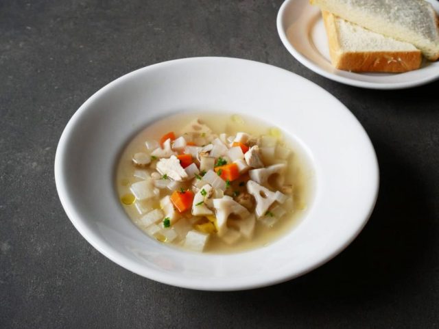 ささみと根菜のミネストローネ
