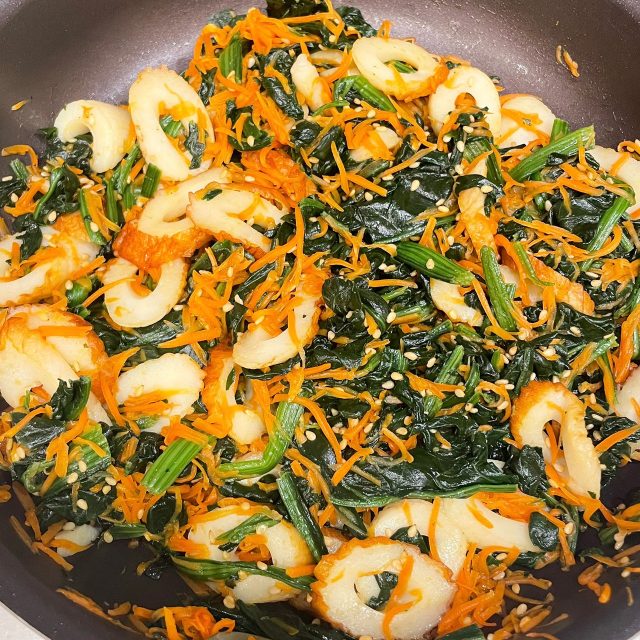 緑黄色野菜とちくわの甘辛炒め