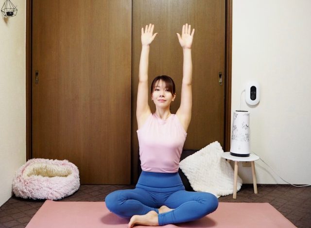 疲れやすい時&寝起きにおすすめ!「体側の筋肉」のストレッチ! 凝りのセルフチェック方法
