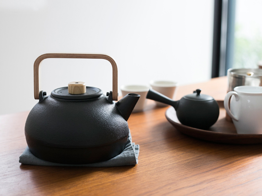 鉄分も摂れる！スタッフ全員がお湯のおいしさを実感「鋳心ノ工房 ティケトル 」