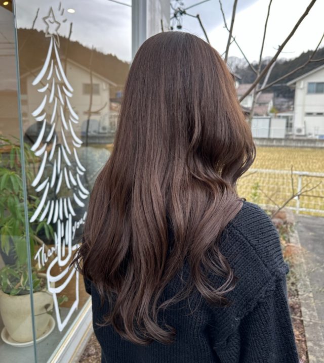 ヘアカラーの頻度と楽しみ方