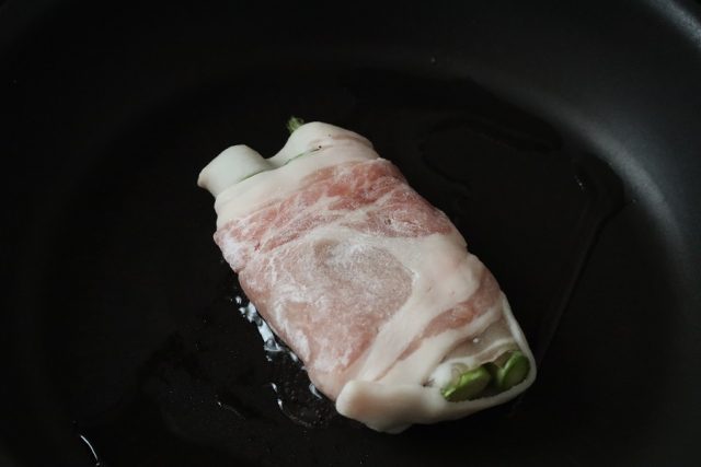 アスパラ肉巻き