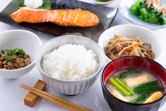 和朝食