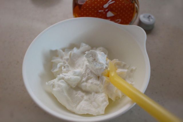 水切りヨーグルトクリーム