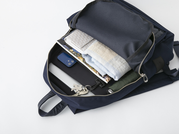 CARRYNEST/バックパック O BACK NEST