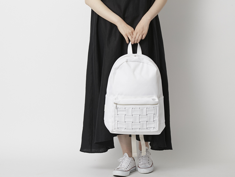 CARRYNEST/バックパック O BACK NEST