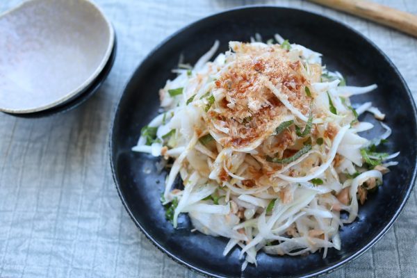 新玉ねぎとツナの和風サラダ