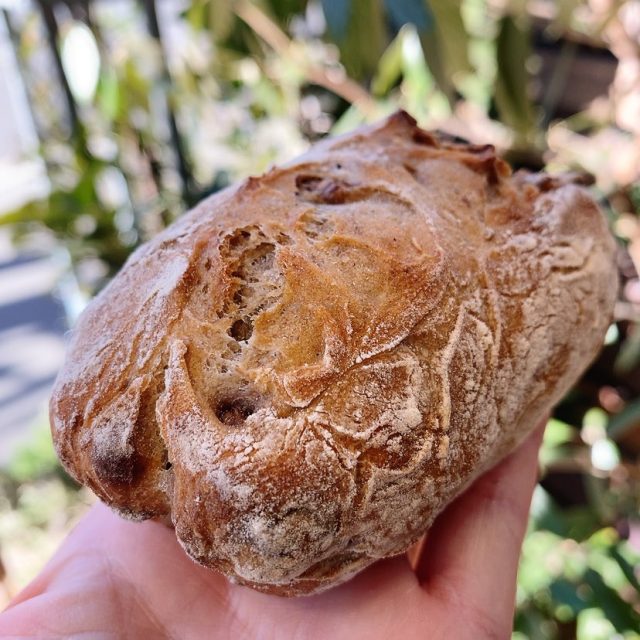 ブクタン ブーランジェリー くるみ食パン