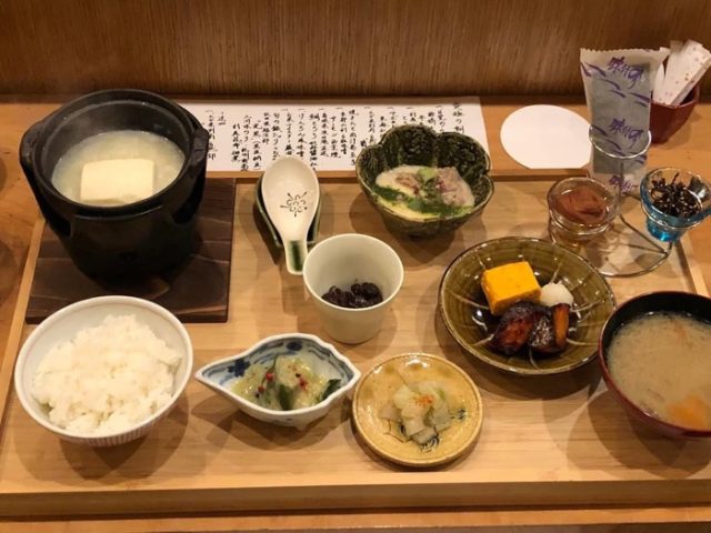 ∞の巣