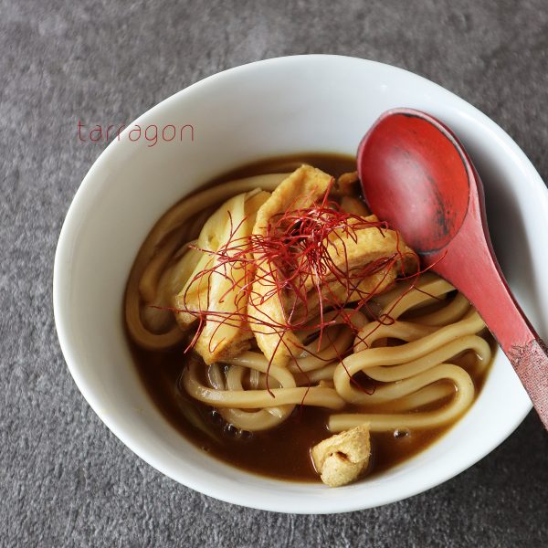 休日ブランチに！簡単「レンジ×うどん」レシピ3つ