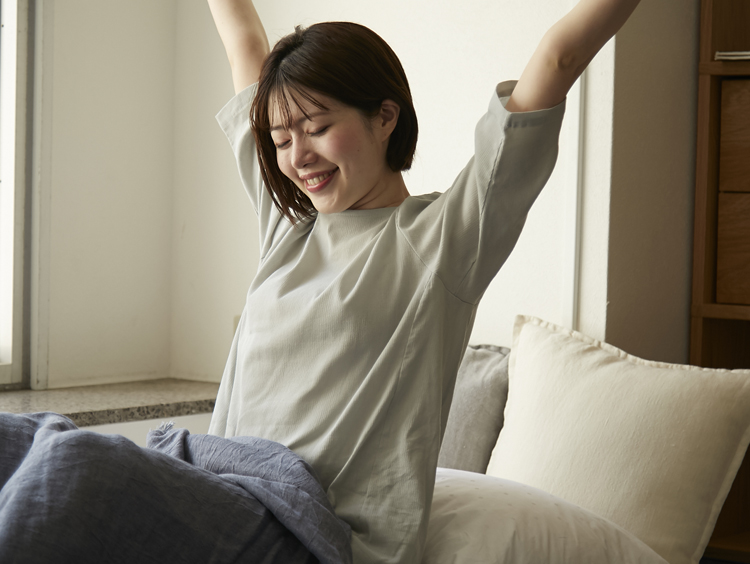 エアコンに頼らず快眠！「kinel 涼しくて動きやすい高島ちぢみパジャマ」