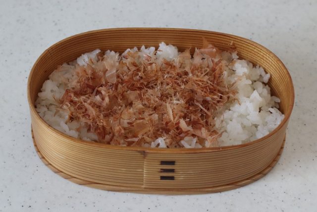 2品弁当の詰め方