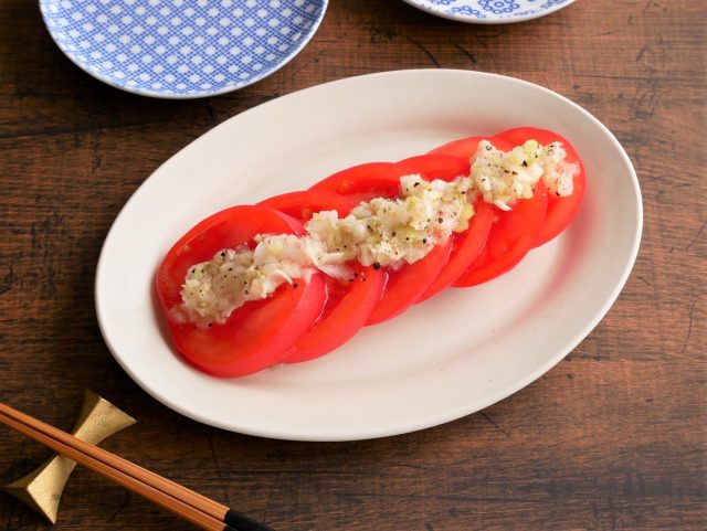 トマトのネギ黒胡椒のサラダ