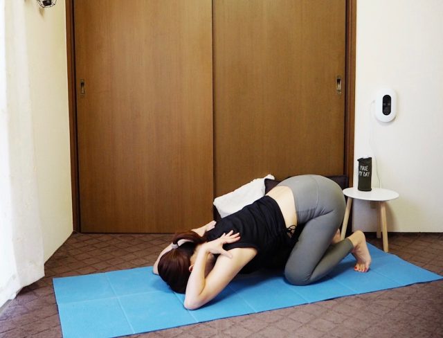 猫背さん必見【体が硬くてもできる】簡単ストレッチ