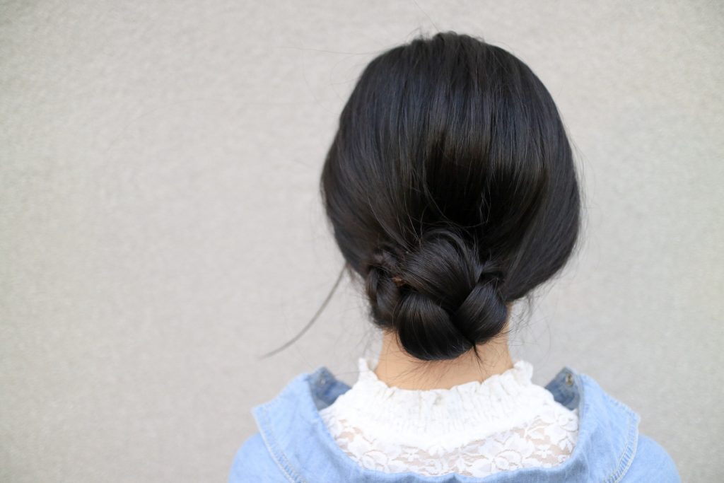 湿気に負けない！簡単まとめ髪アレンジ3選