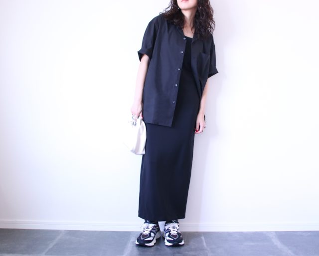 UNIQLOオープンカラーシャツコーデ