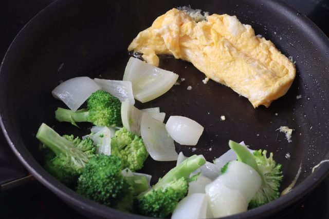 卵と野菜のケチャップ炒め