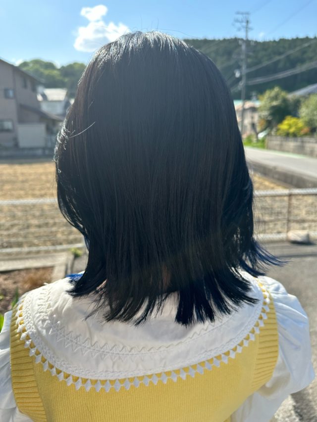 髪