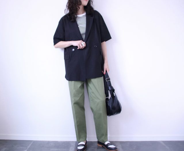 UNIQLOのリブボーダークルーネックT