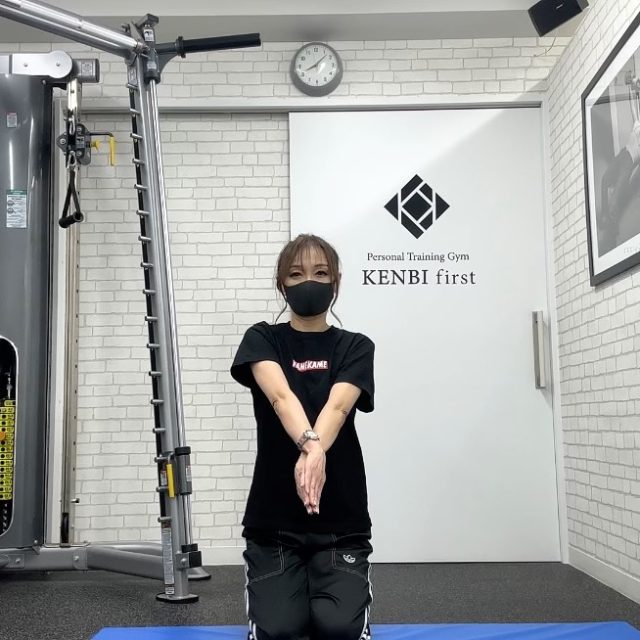 座ったままできる美姿勢ストレッチ