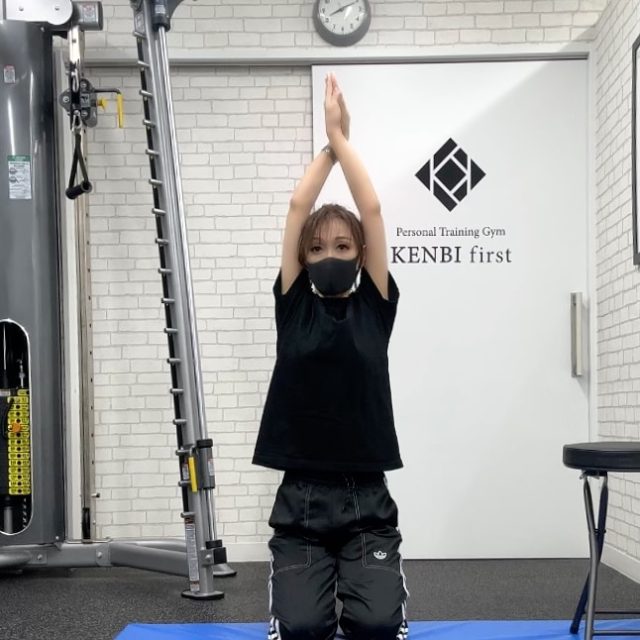 座ったままできる美姿勢ストレッチ