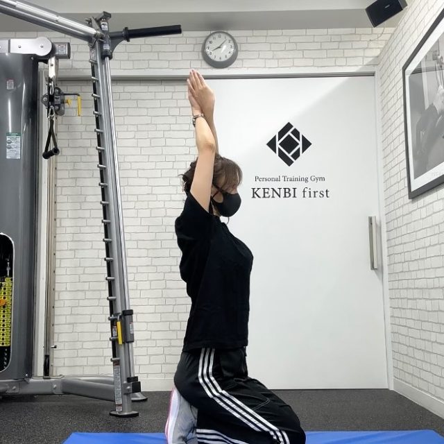 座ったままできる美姿勢ストレッチ