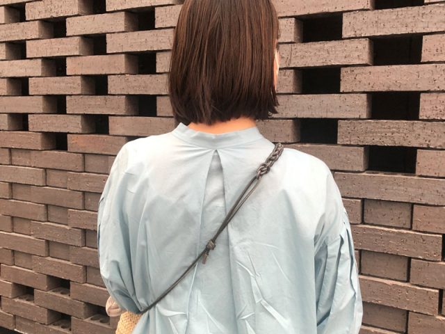 牛革 編み込みデザイン スマホストラップ マルチホルダー付