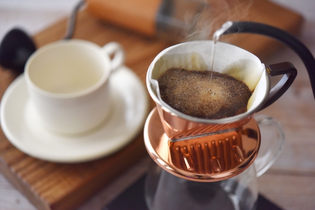 コーヒーは1日何杯までOK？「カフェイン」過剰摂取の影響とは