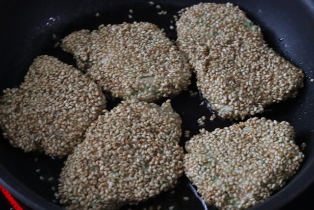 鶏むねゴマ揚げ