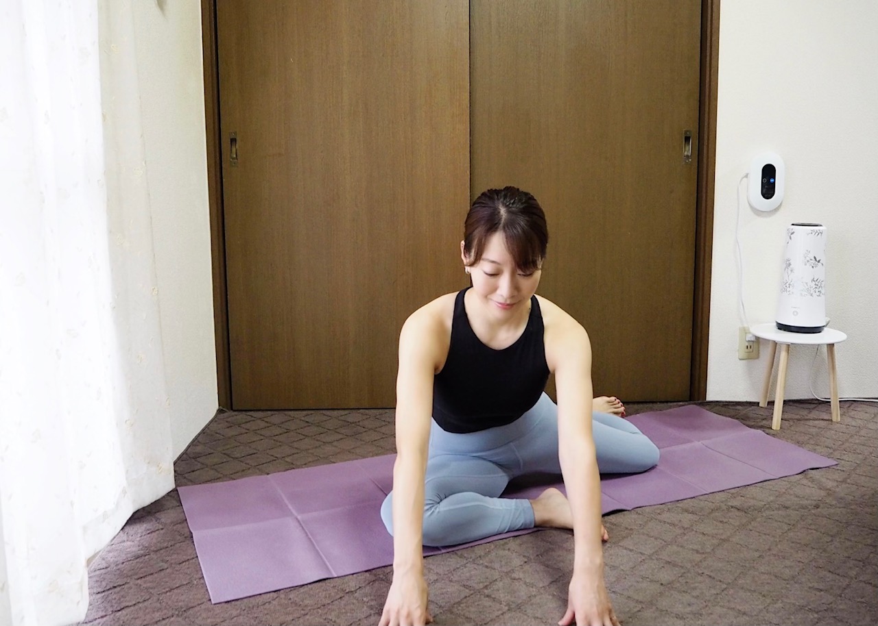 【体が硬くても大丈夫】疲労回復におすすめの「股関節ストレッチ」2つ