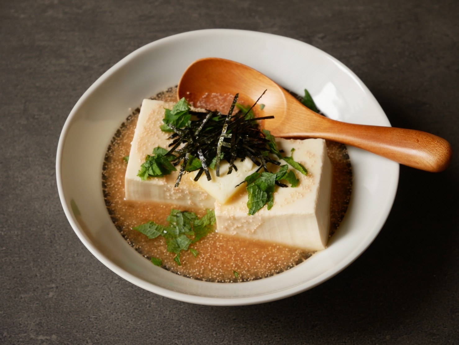 クーラーで冷えた体を温める！簡単「明太バター豆腐」