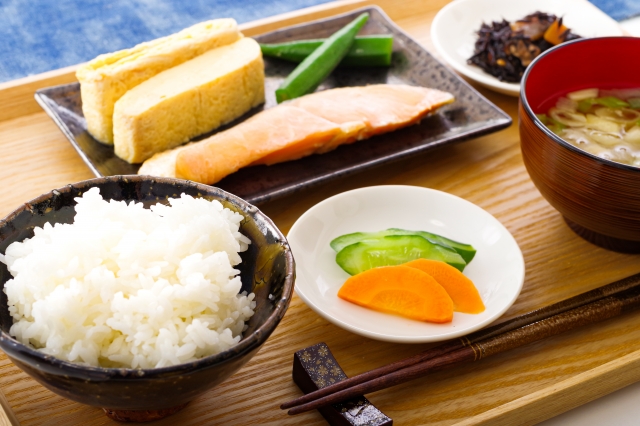 和朝食