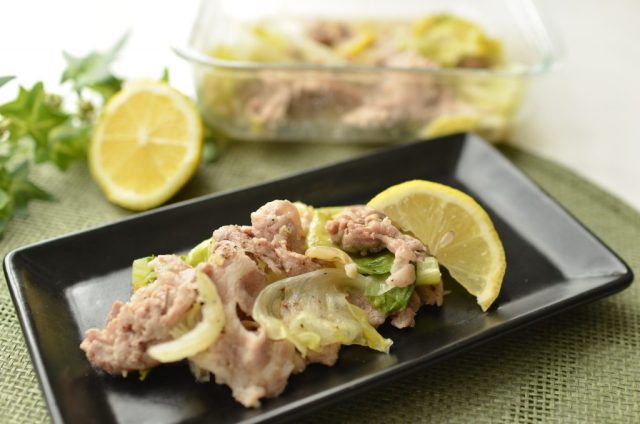 豚肉とレモンの料理