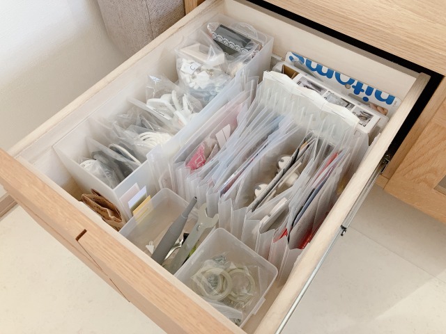 中身が見える収納の引き出し
