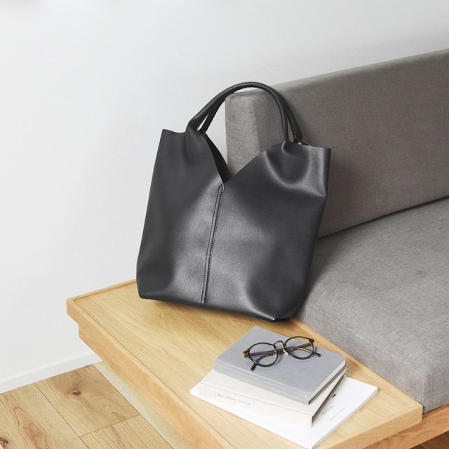 kauliina Vカットトートバッグ