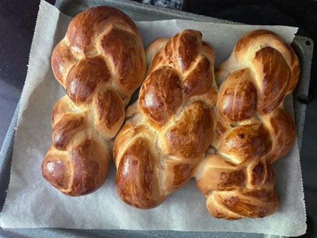 スイスの伝統的なパンZopf