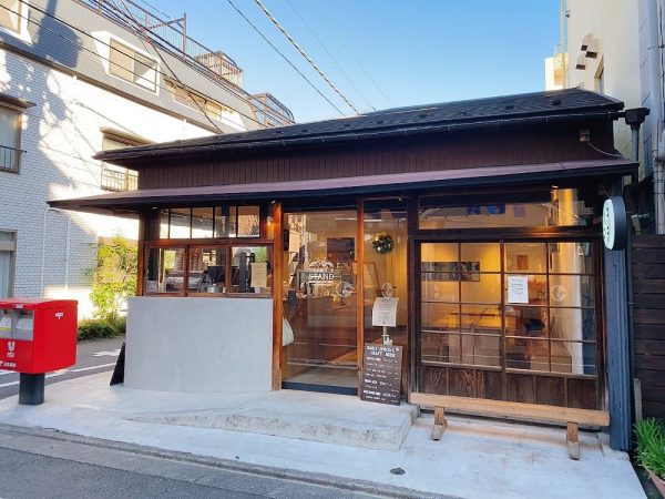 SIDEWALK STAND 外観