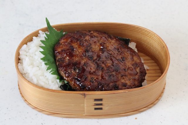 2品弁当の詰め方