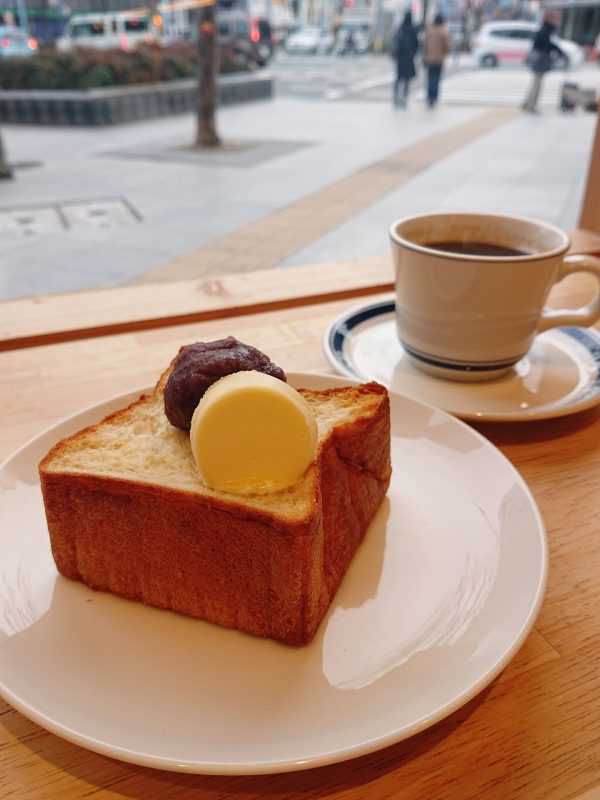 パンとエスプレッソと南森町交差点　厚切りトースト