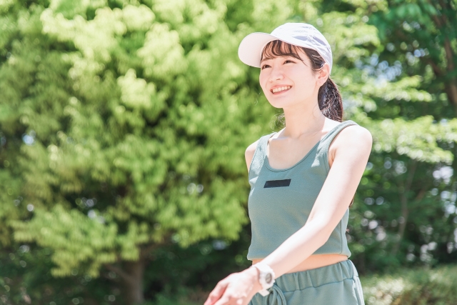 森を歩くだけでストレス軽減!?「緑」が人に与える効果とは
