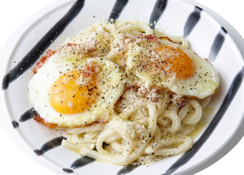 手軽でおいしい！SHIORIさんの時短「冷凍うどん」レシピ2つ