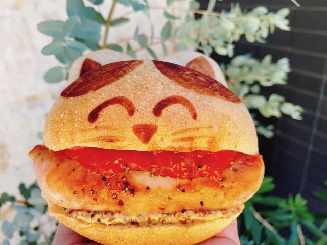 DORAねこホットドッグ