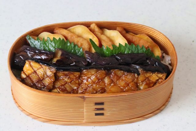 2品弁当の詰め方