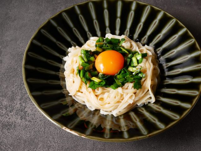 ニラたまうどん