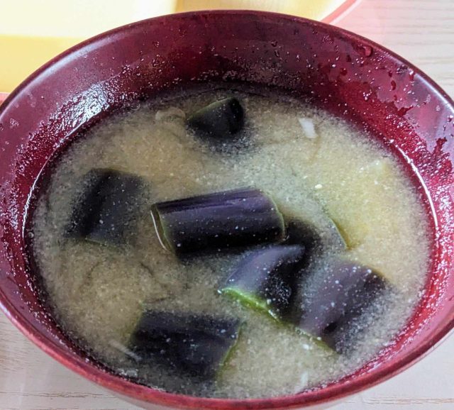 なすの味噌汁