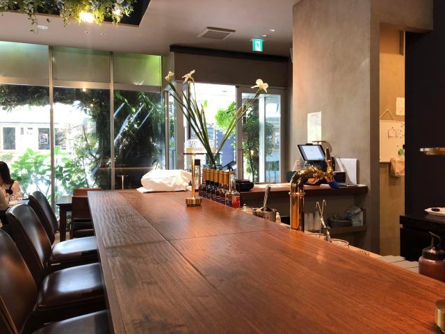 i2 cafe店内