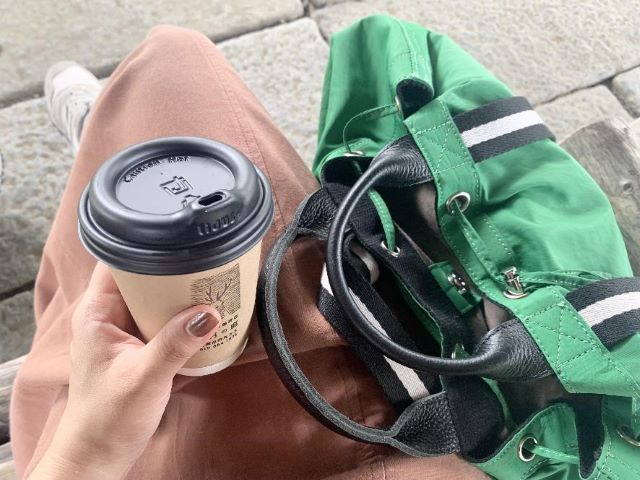 コーヒーとカバン