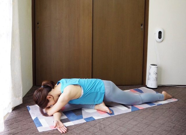 肩回りストレッチ5