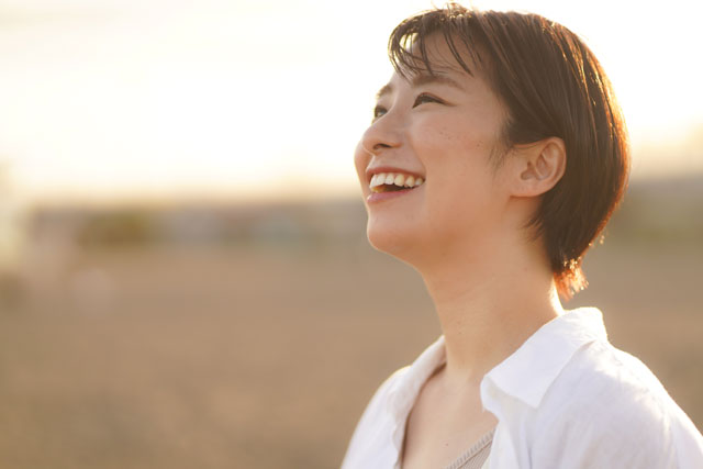 うわさ話はストップ！心が後ろ向きにならない「言葉の使い方」3つ